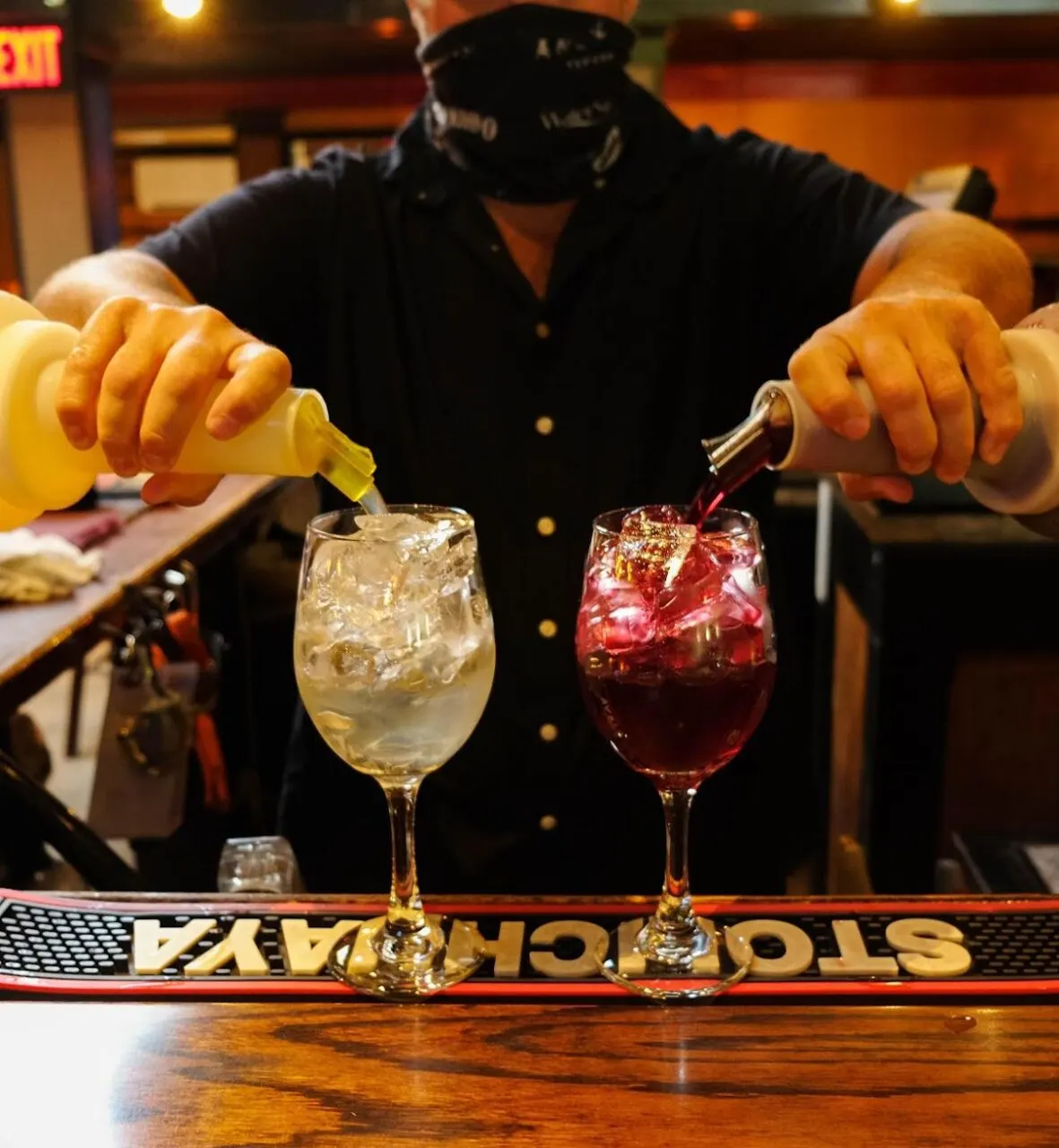 Baker's American Bar & Grille