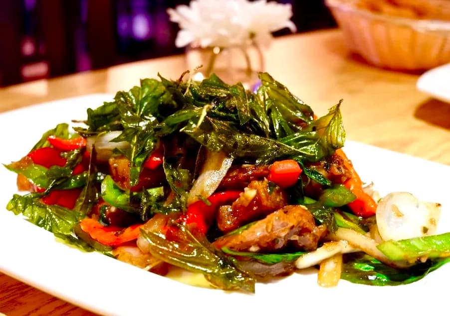 Wanisa Home Kitchen - Siam Bar & Thai Cuisine