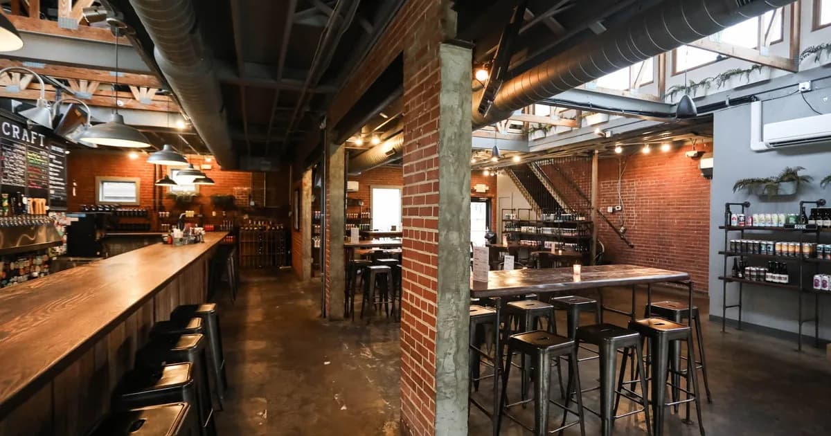 Craft Tasting Room & Growler Shop