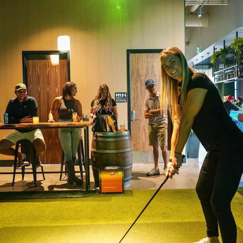 Strokes N Drivers Indoor Golf