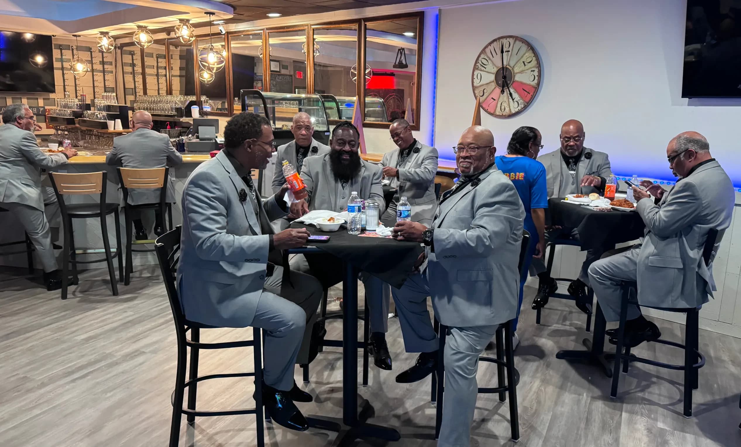 Miss O's Cafe: Jazz and Blues and Comedy