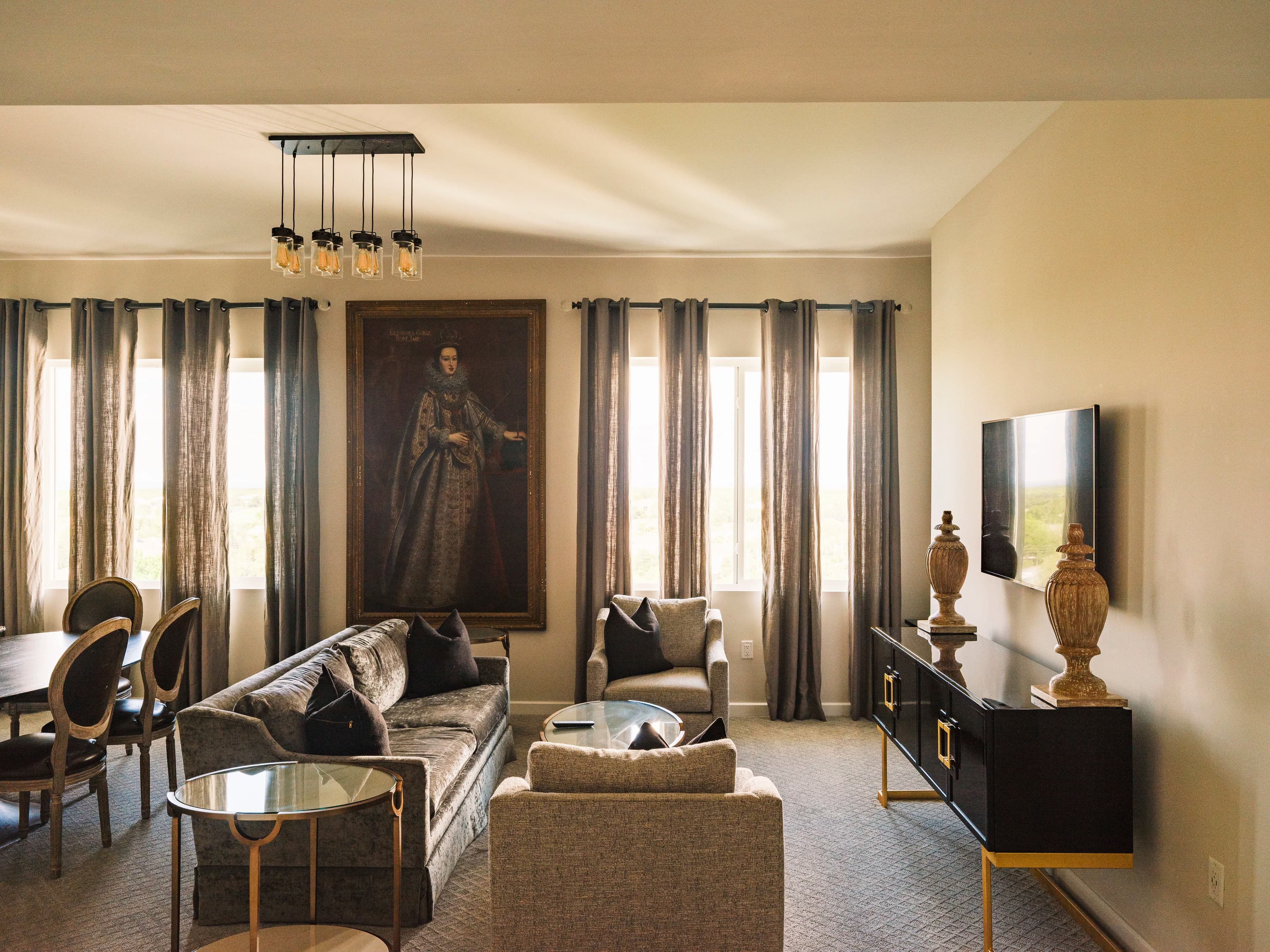 Karol Hotel