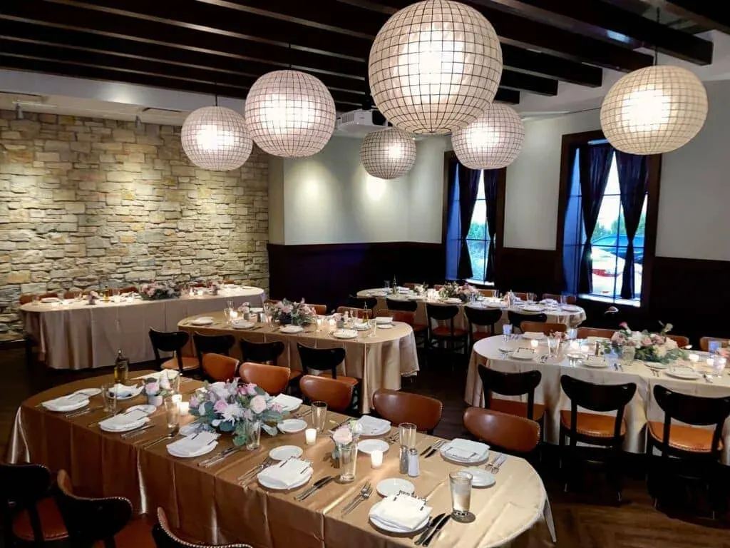 Carmine's Rosemont