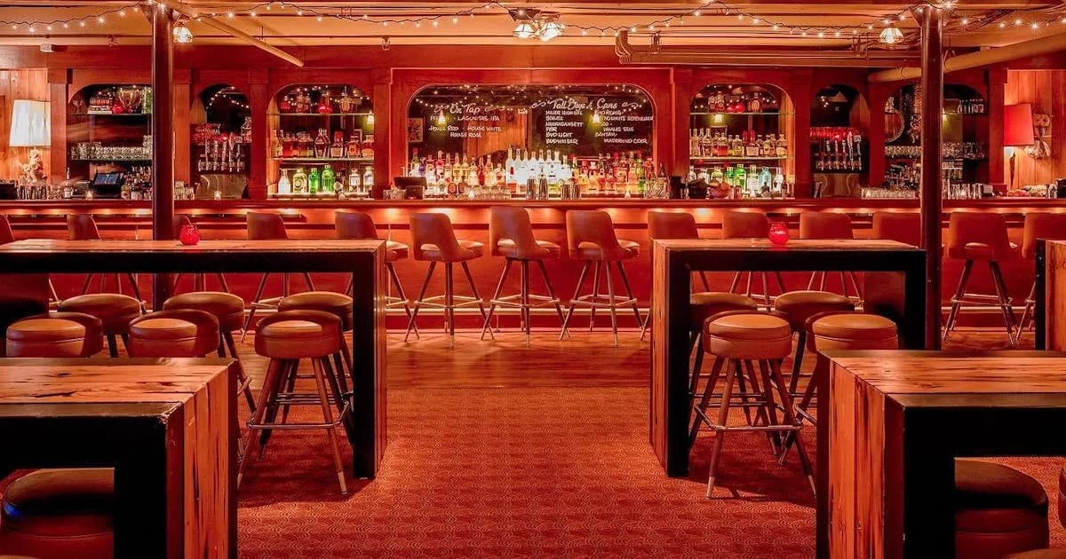 Capo Restaurant & Supper Club